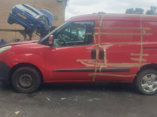 Fiat Doblo 2 2011