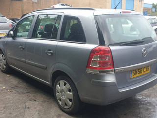 Opel Zafira 2  (B) рест. 2009