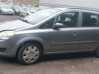 Opel Zafira 2  (B) рест. 2009