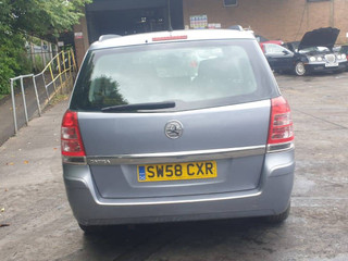 Opel Zafira 2  (B) рест. 2009