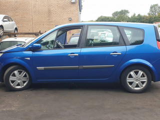 Renault Grand Scenic 2 2005