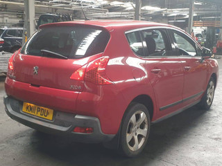 Peugeot 3008 2011