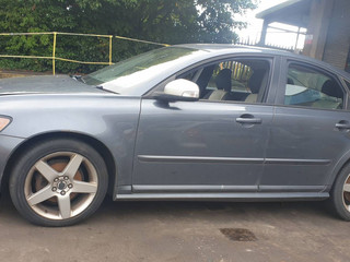 Volvo S40 2  рест. 2009