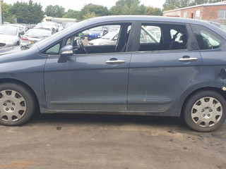 Honda FR-V  BE1 2009