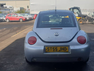 Volkswagen Beetle 2  рест. 2005
