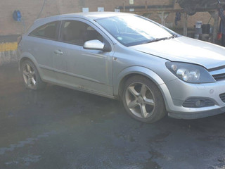 Opel Astra GTC H 2006