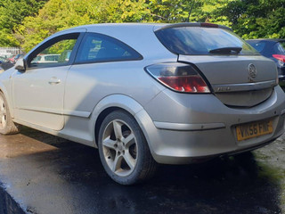 Opel Astra GTC H 2006