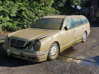 Mercedes-Benz E-Класс W210/S210 рест. S210 2000