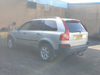 Volvo XC90 2004