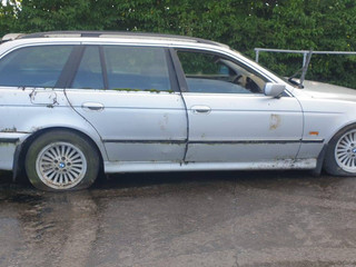 BMW 5 E39 2000