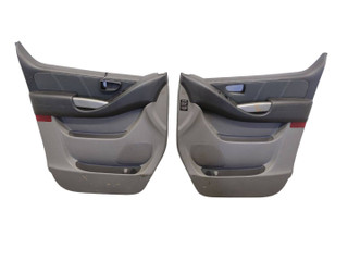 Обшивка двери (комплект) Hyundai Grand Starex 1 поколение TQ 2012, 2.5 л., CRDi, D4CB, дизель, АКПП, серебро, минивэн, задний привод, правый руль, 82341-4H000, 82331-4H000