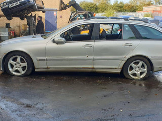 Mercedes-Benz C-Класс W203/S203/CL203 S203 2001