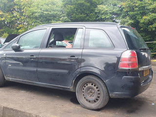 Opel Zafira 2  (B) 2006