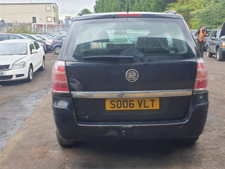 Opel Zafira 2  (B) 2006