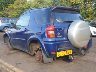 Toyota RAV4 2  (XA20) рест. 2006