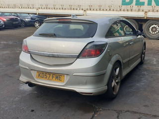 Opel Astra GTC H рест. 2007
