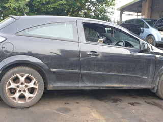 Opel Astra GTC H 2006