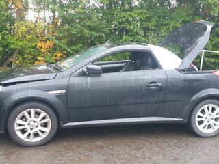 Opel Tigra 2 2005