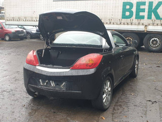 Opel Tigra 2 2005