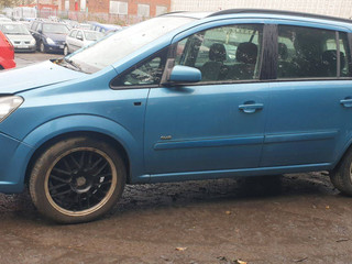 Opel Zafira 2  (B) 2006