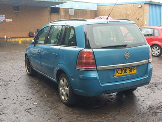 Opel Zafira 2  (B) 2006