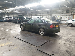 BMW 3 E90/E91/E92/E93 E90 2006