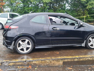 Honda Civic 8  рест. FN3 2009