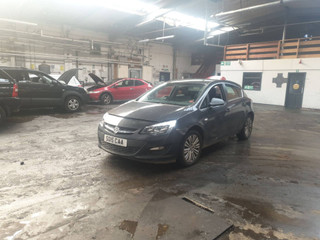 Opel Astra J рест. 2015