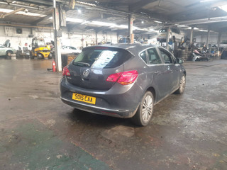 Opel Astra J рест. 2015
