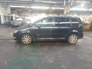 Volkswagen Touran рест. 2010