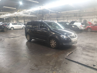Volkswagen Touran рест. 2010