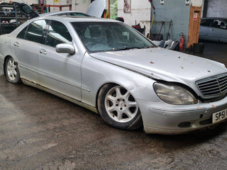 Mercedes-Benz S-Класс W220 2001