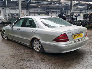 Mercedes-Benz S-Класс W220 2001