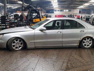 Mercedes-Benz S-Класс W220 2001