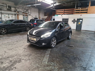 Peugeot 208 2013