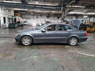 Mercedes-Benz E-Класс W211/S211 2004