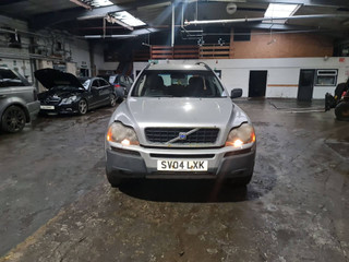 Volvo XC90 2004