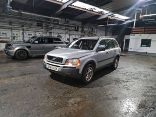 Volvo XC90 2004