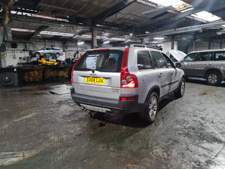 Volvo XC90 2004