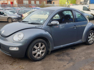 Volkswagen Beetle 2 2004
