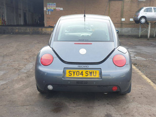 Volkswagen Beetle 2 2004