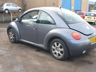 Volkswagen Beetle 2 2004
