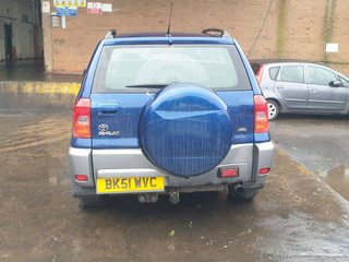 Toyota RAV4 2  (XA20) 2001