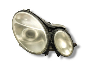 Фара ксенон правая Mercedes-Benz E-Класс W211/S211 S211 2004, 3.2 л., CDi, OM 648.961, дизель, АКПП, brillantsilber / 744, универсал, задний привод, правый руль, A2118201661