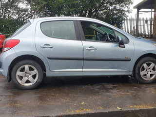 Peugeot 207 рест. 2010