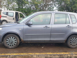 Mazda 2  DY 2005