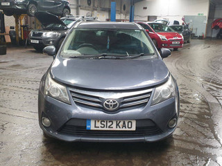 Toyota Avensis 3  (T270) рест. 2012