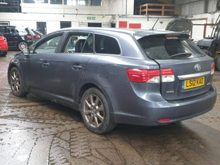 Toyota Avensis 3  (T270) рест. 2012