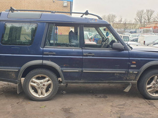Land Rover Discovery 2 L318 2001