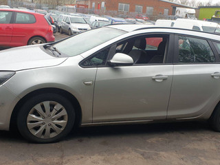 Opel Astra J рест. 2013